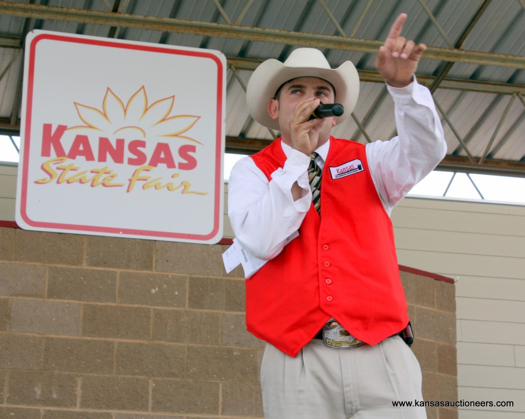 KAA crowns Megan McCurdy first female bid-calling champion - Kansas 